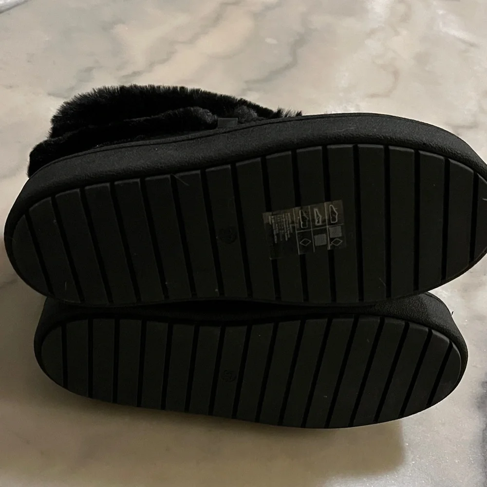 H&M Black Faux Fur Winter Boots - Picture 12 of 12
